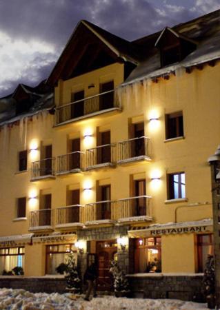 Hotel Turrull Vielha Bagian luar foto